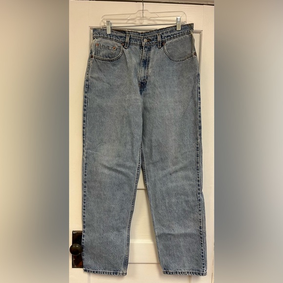 Levis 550 Relaxed Fit Jeans Mens 34x32 Blue Denim Distressed - Picture 3 of 9
